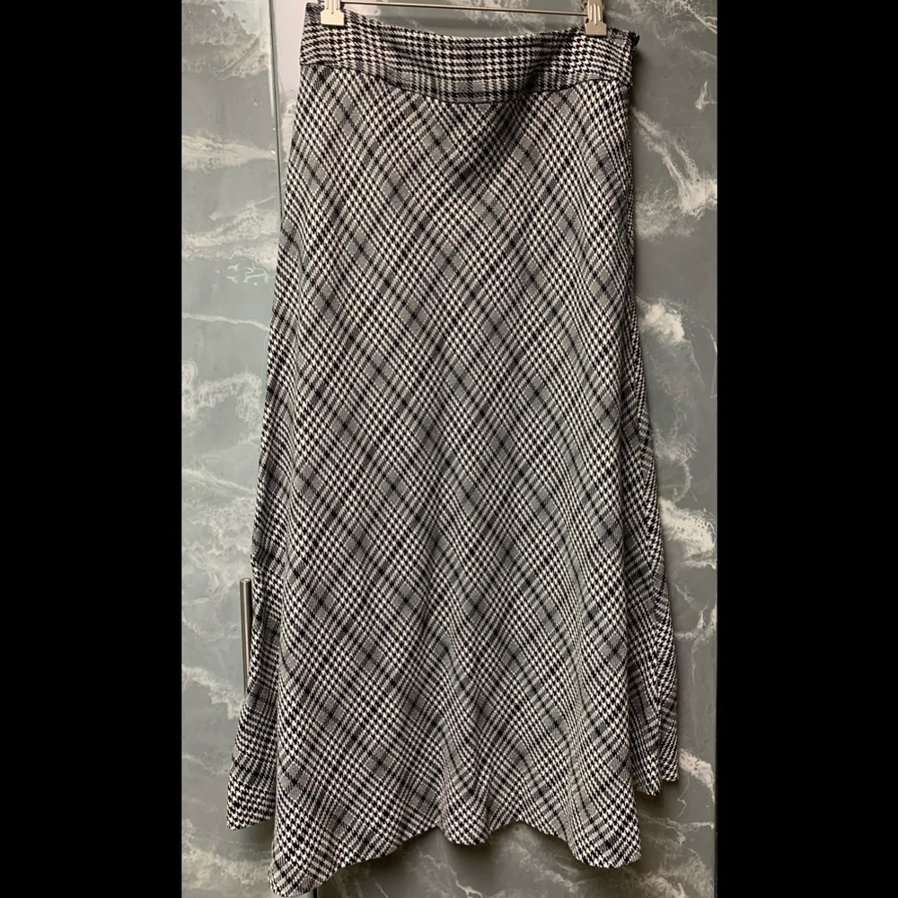 long skirt